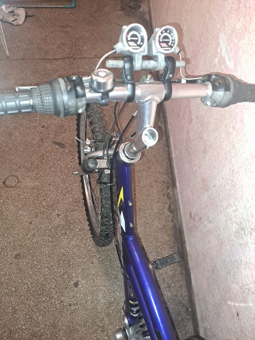 Bicicletă cu ceas