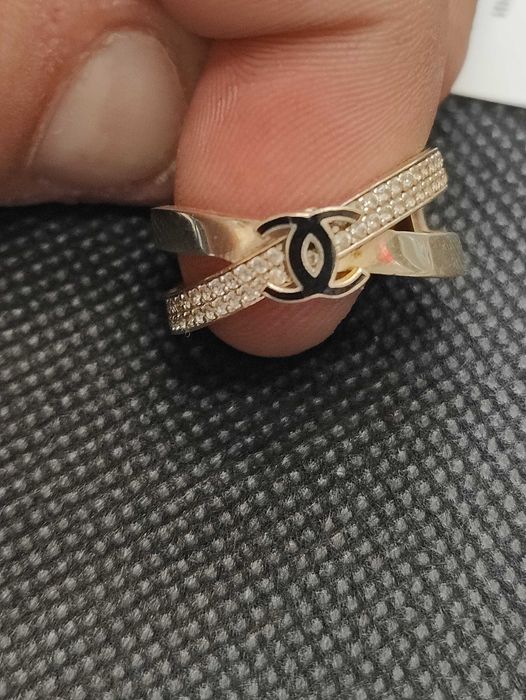 Златен пръстен 3.58гр
14к
56р-р