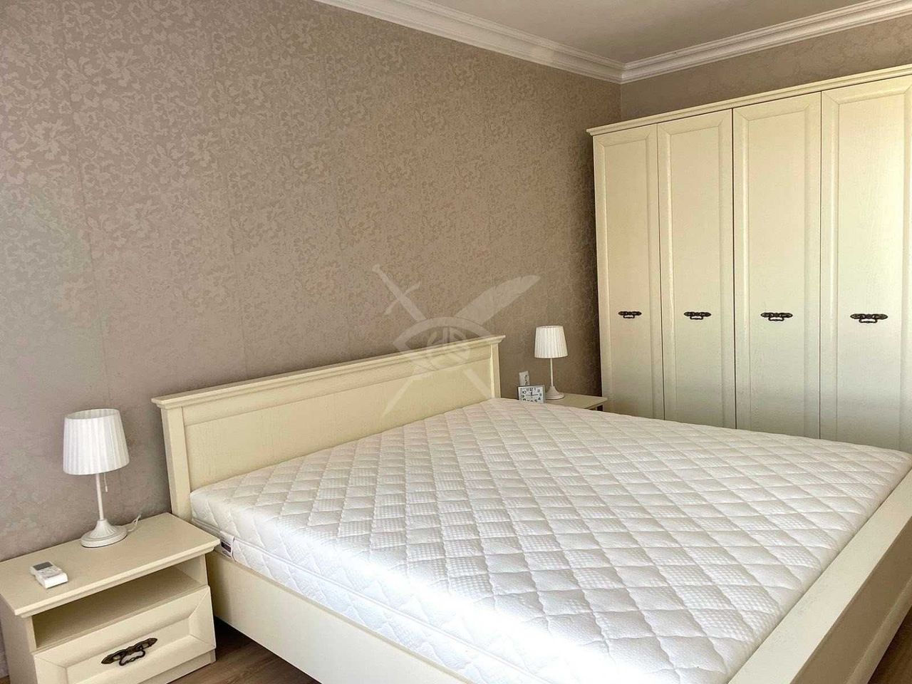 Продава се Тристаен апартамент в Поморие - 104 кв.м за 1250 €/кв.м - Снимка #4