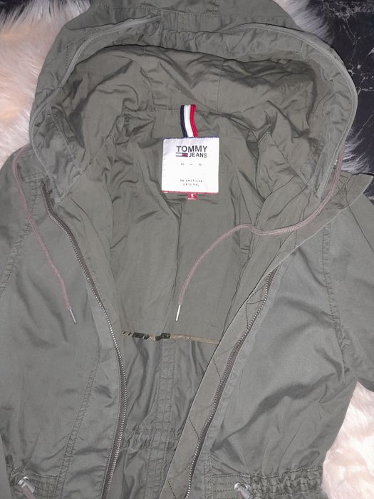 Geaca Tommy jeans mărimea 36