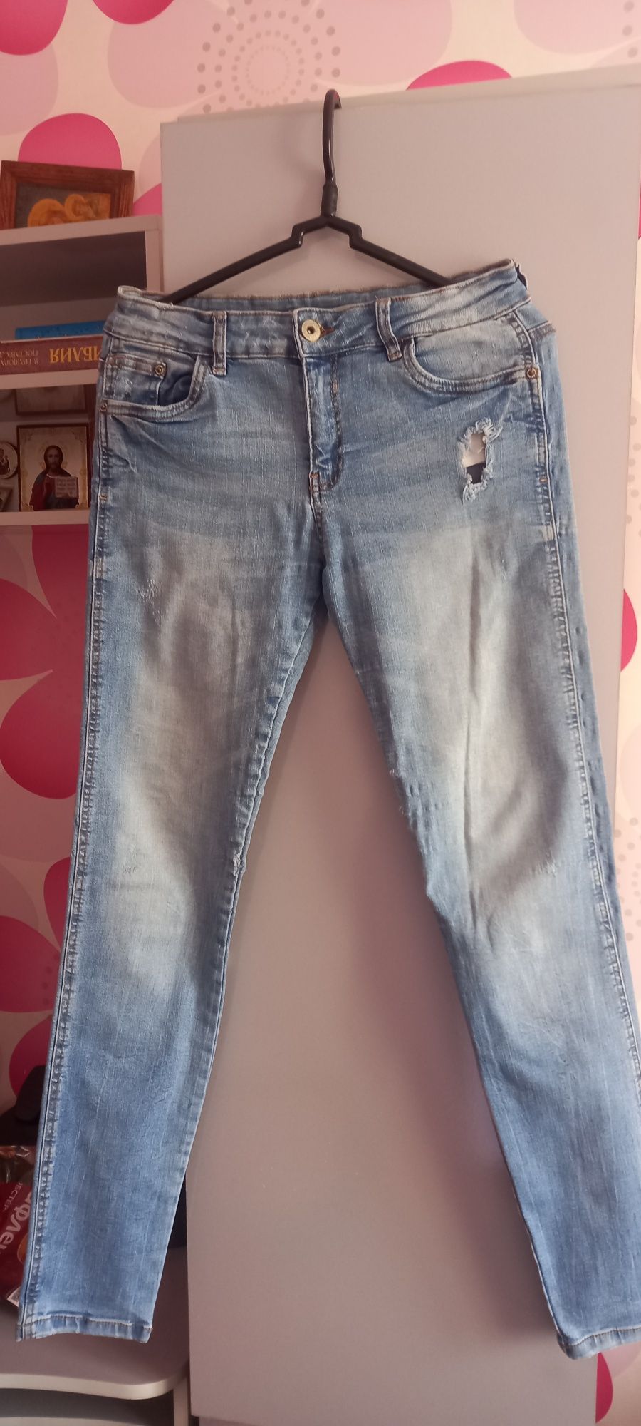 Турецкие джинсы фирмы Бершка 29 размер.
