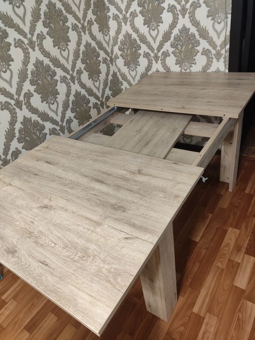 Обеденный стол Вирджиния