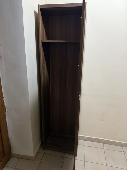 Шкаф и тумбочка,тумба