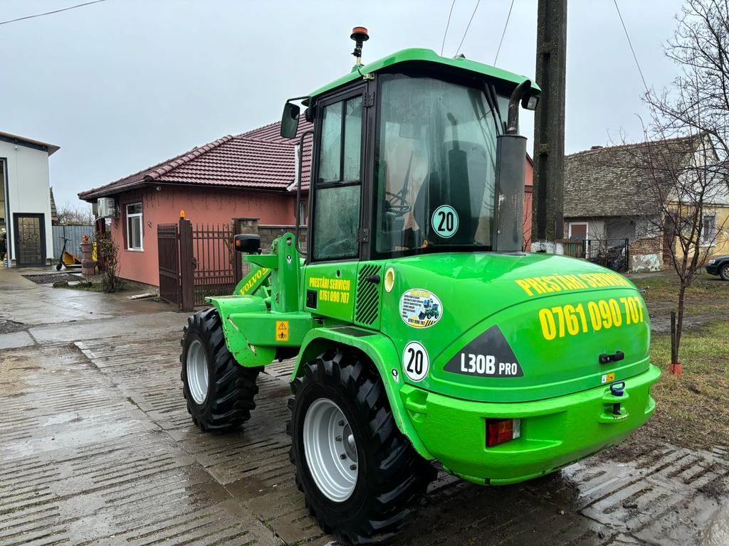 Volvo L30 pro incarcator frontal