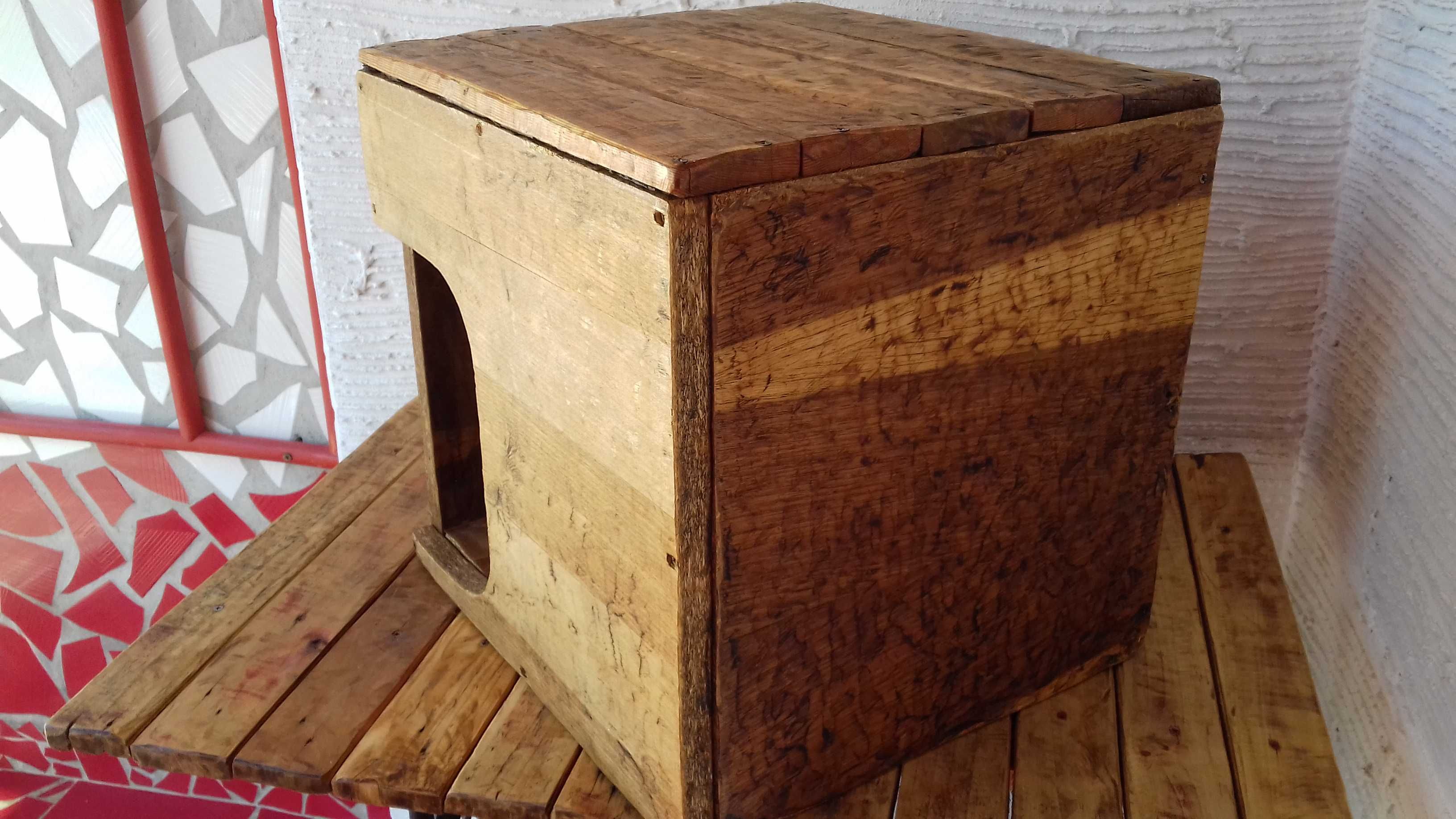 OCAZIE! Casa casuta din lemn pt.pisici caini cusca adapost cub 40x40cm