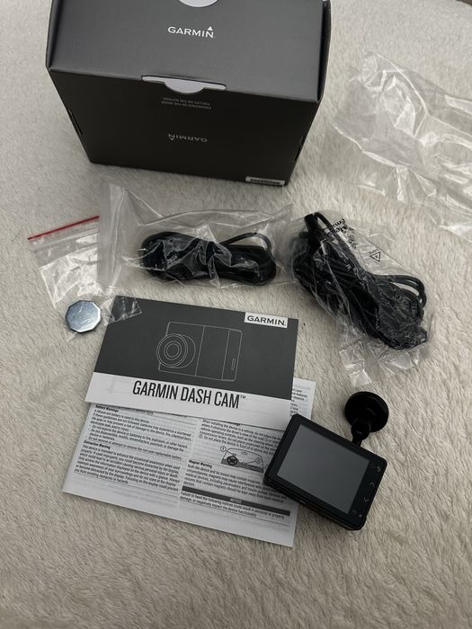 Garmin Dashcam 67W