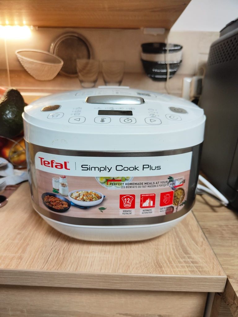 Multi cooker Tefal noua cu garanție 2 ani