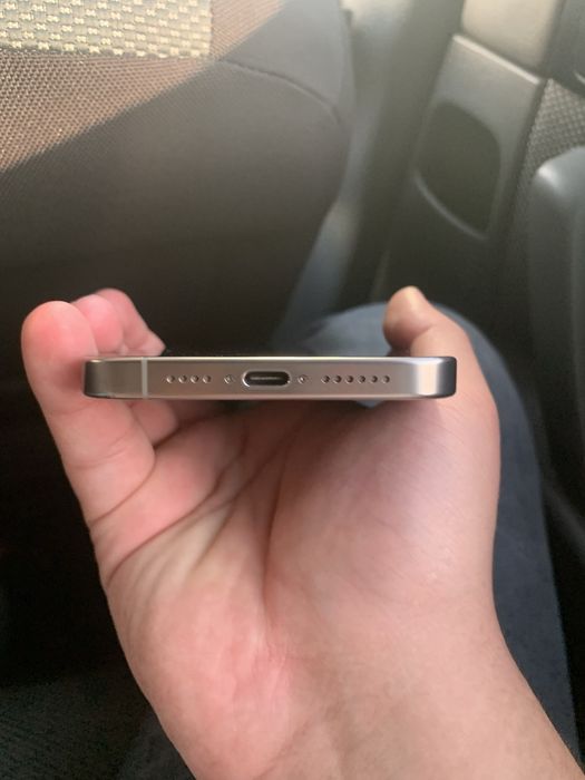 Iphone 15 Promax natural sotiladi srochna 830