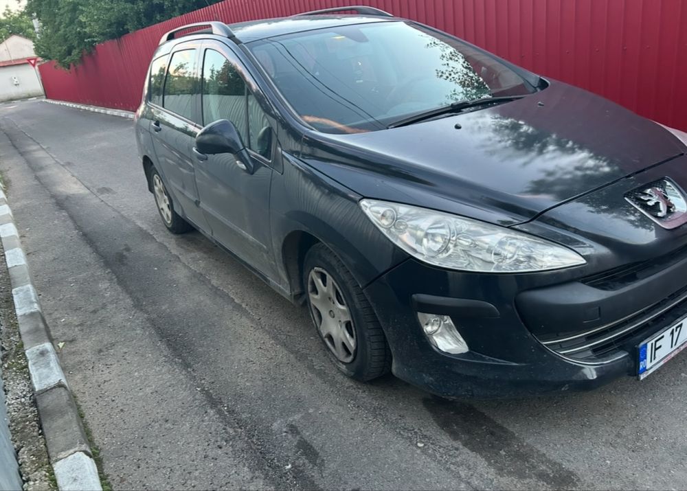 Vând Peugeot 308 suv -2010