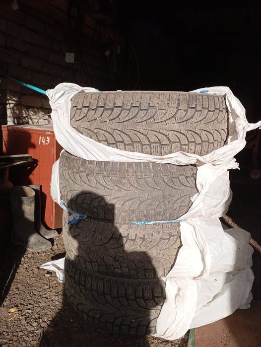 Зима"Пирелли" размер 235/60/Р-18