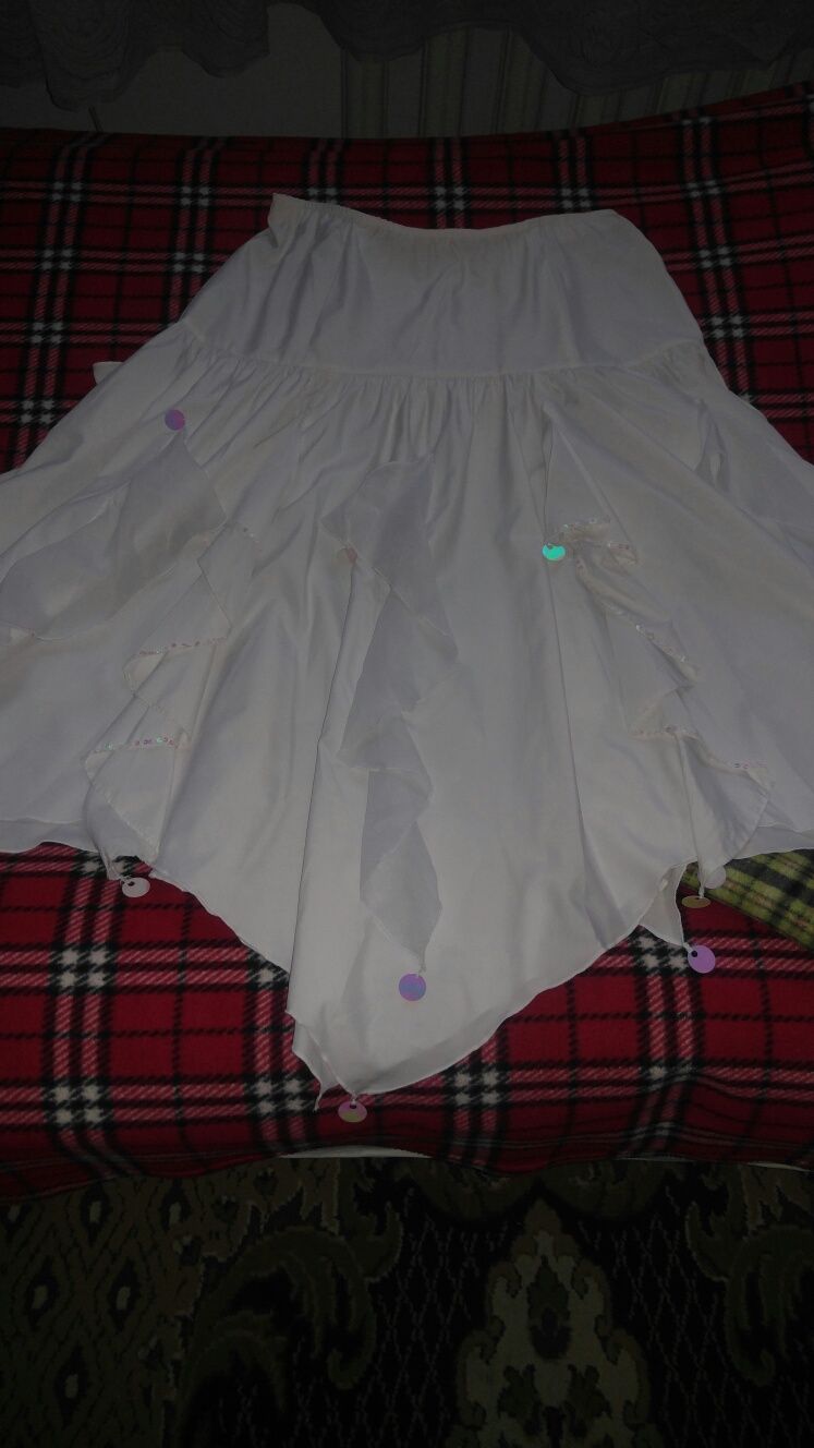 Шикарная белая летняя юбка 48 размер