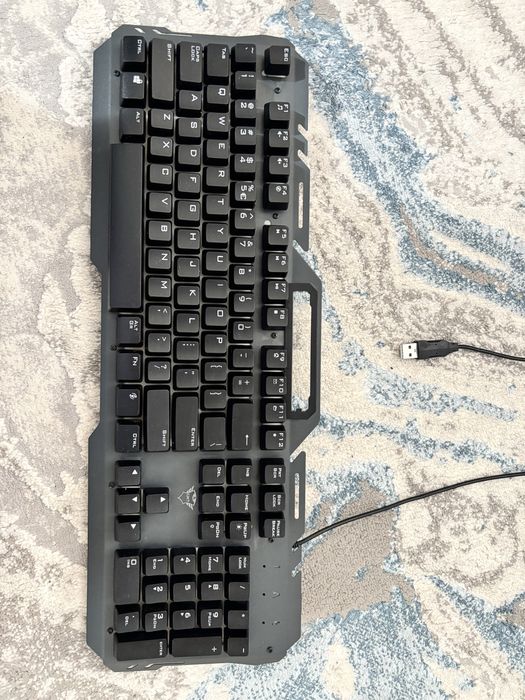 Trust GXT 853 Esca Metal Rainbow