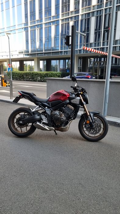 Honda CB650R 2024