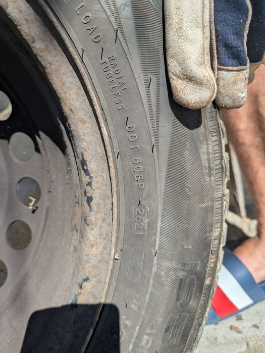 Roti iarna golf 5 6 7 octavia 195 65 r15 Nokian 2021