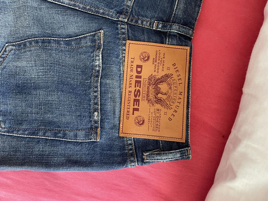 Дънки на Diesel u Benetton