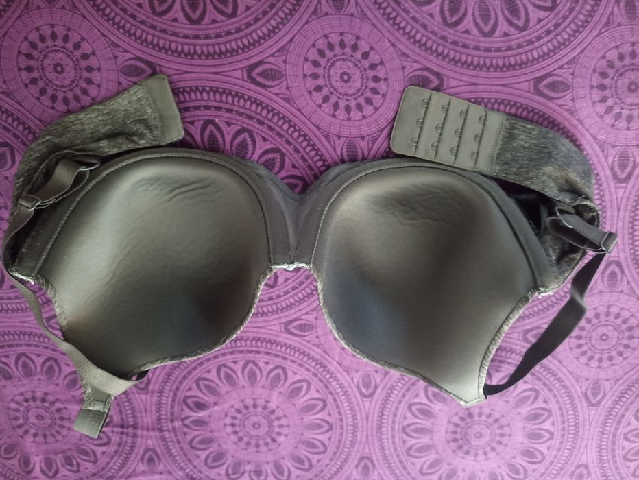 Качествен сутиен HM 85 D