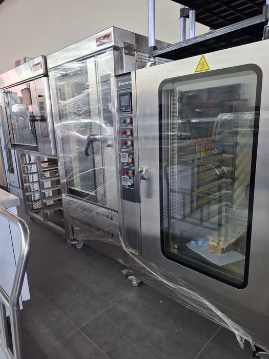 Печь пароконвектомат