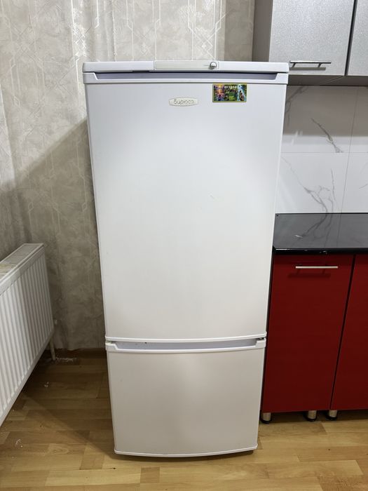 Срочно продам холодильник бирюса