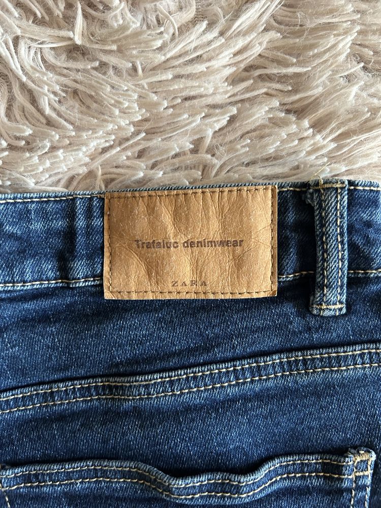 Къси панталонки ZARA