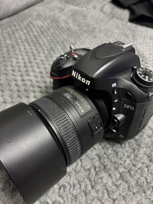 vand Nikon 85mm 1.8 in stare foarte buna
