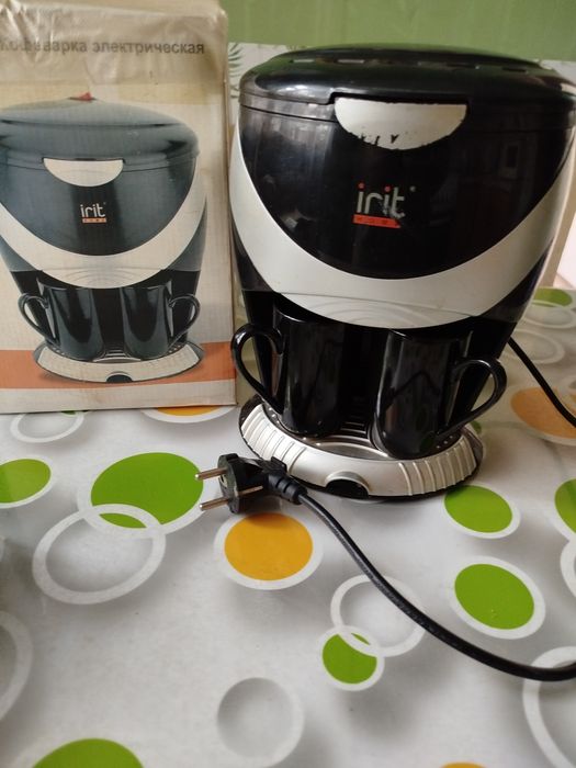 Кофеварка электрическая