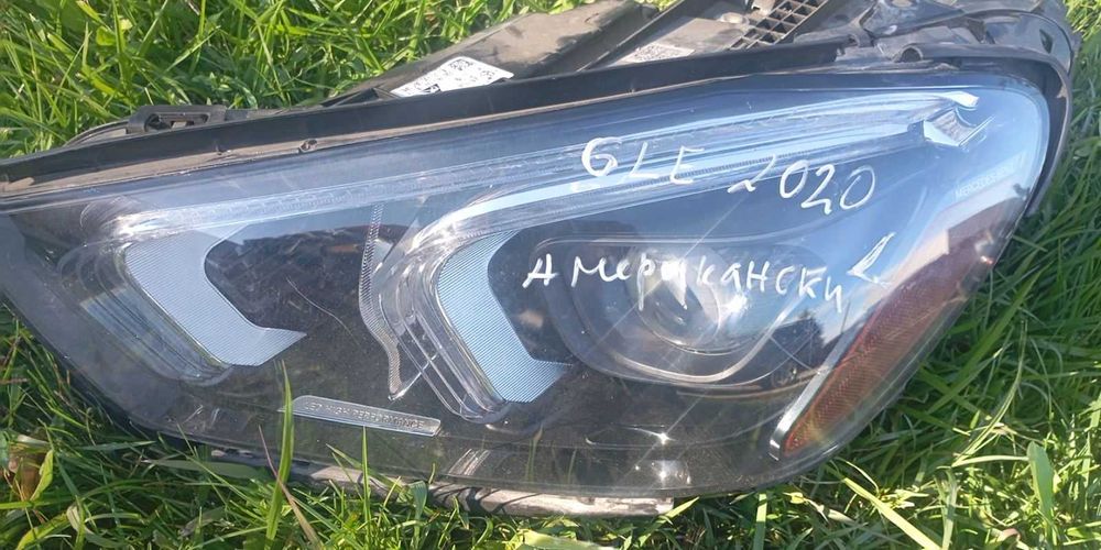 Ляв фар за GLE 2020  фара е американски