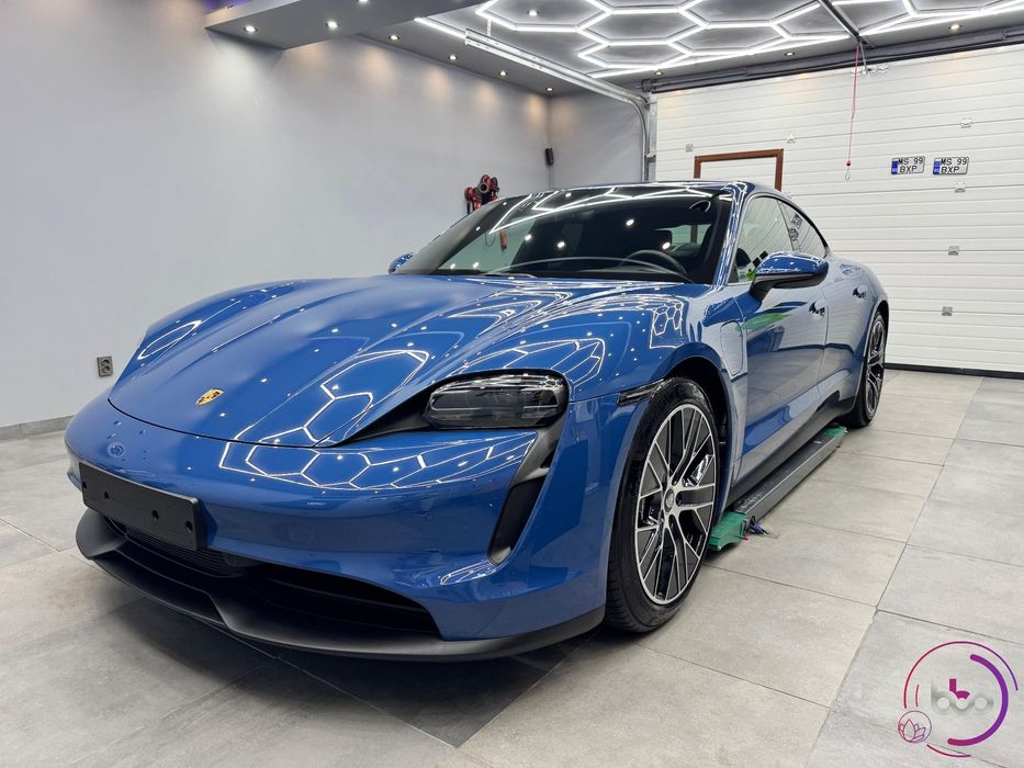 Porsche Taycan Porsche Taycan 25.000 km