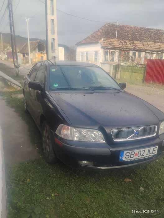 Vând Volvo s40 anul 2002