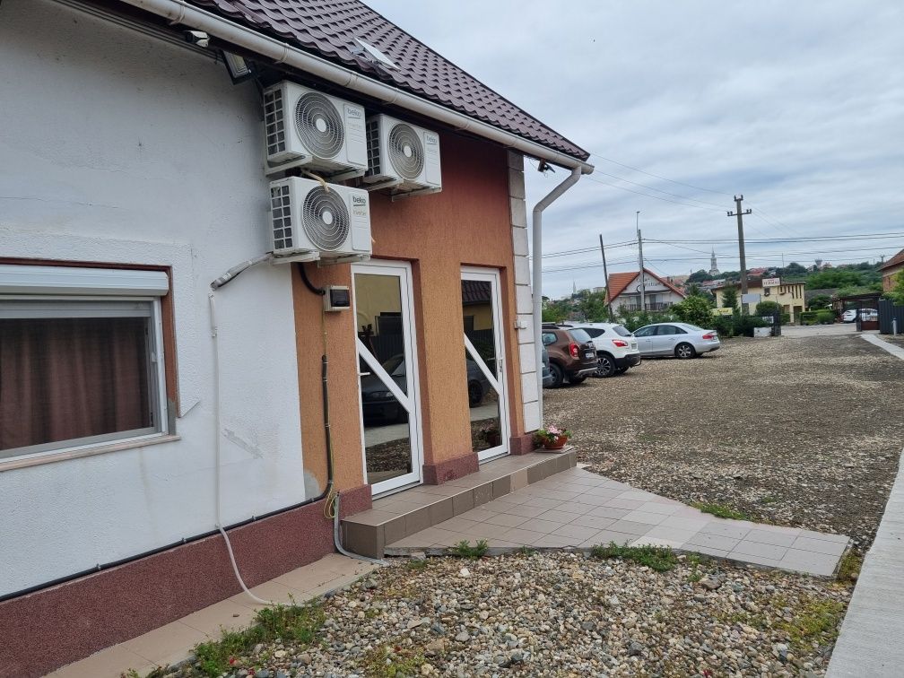 Oferim Cazare Strand Termal Tasnad