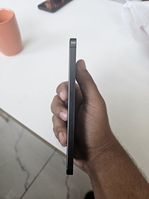 Samsung s24 plus sotiladi. 12ga 512gb