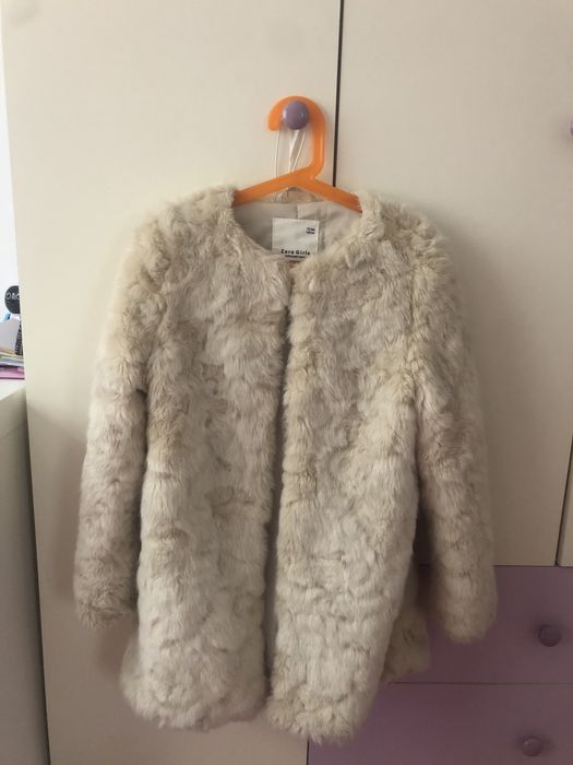 Haina de fetite, Zara girl