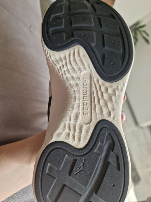 Маратонки Jordan- 38.5