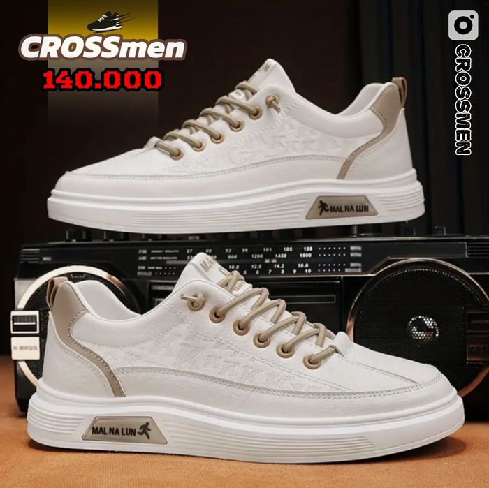 Мужские кроссовки