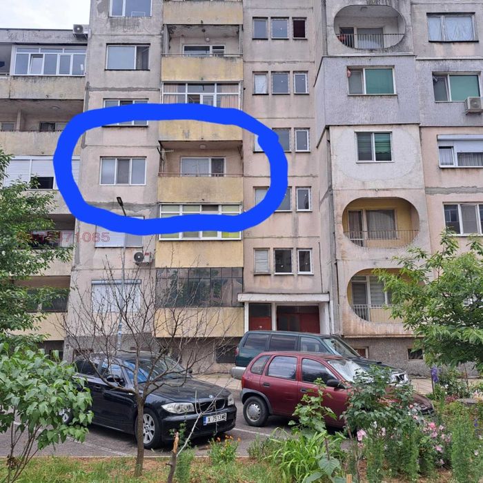 продавам апартамент