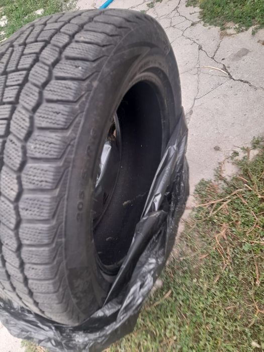Продам шины  почти новый