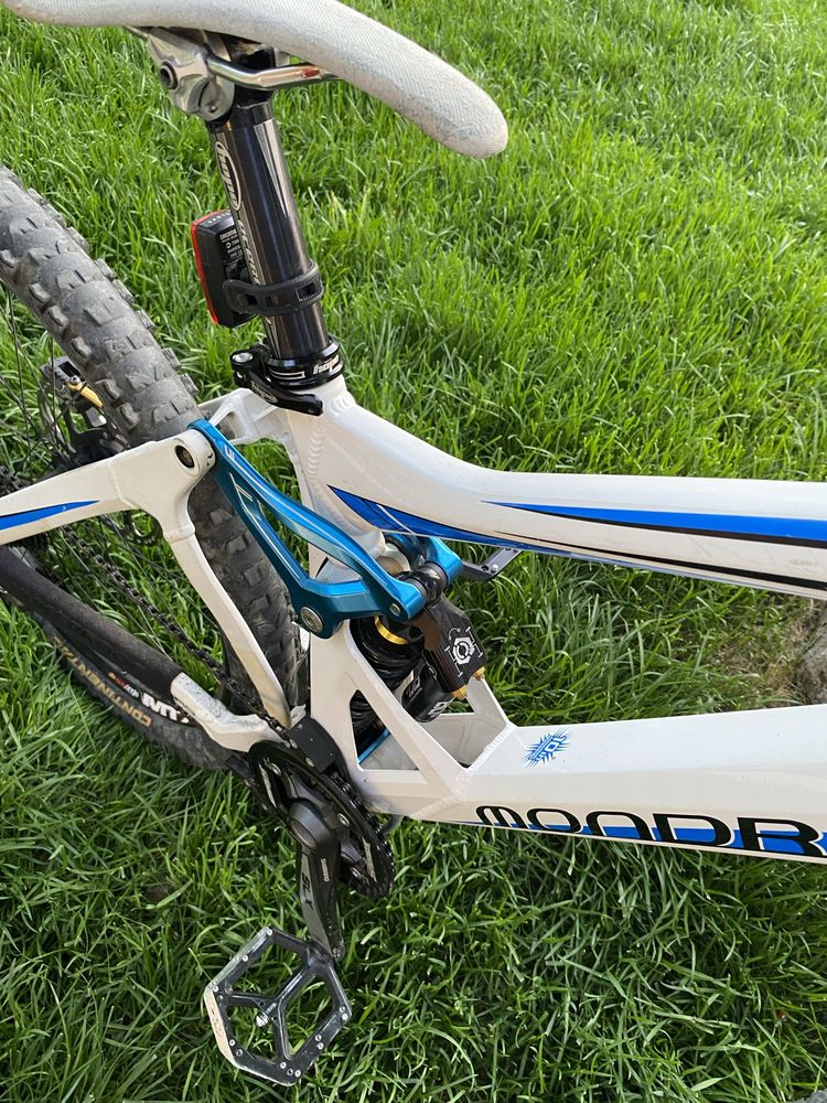 Bicicleta Mondraker Summum Pro Team