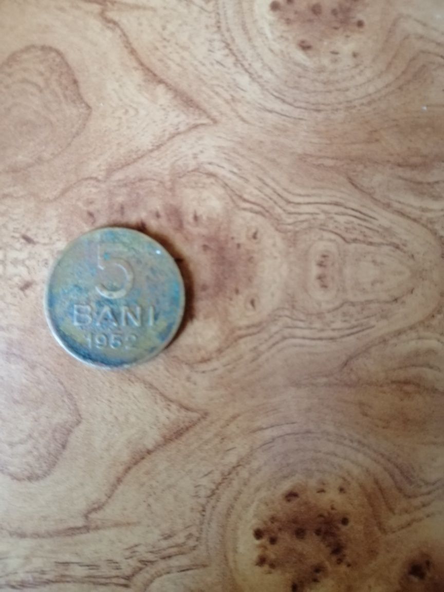 Monede vechi pentru colecție