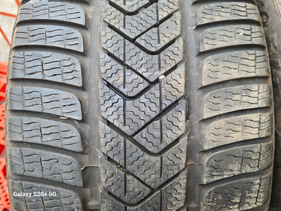 245/45R 18 Pirelli