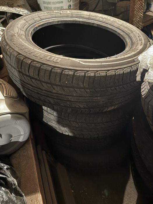 Продам комплект ЛЕТНЕЙ и ЗИМНЕЙ резины