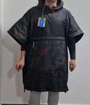 Voited poncho nou