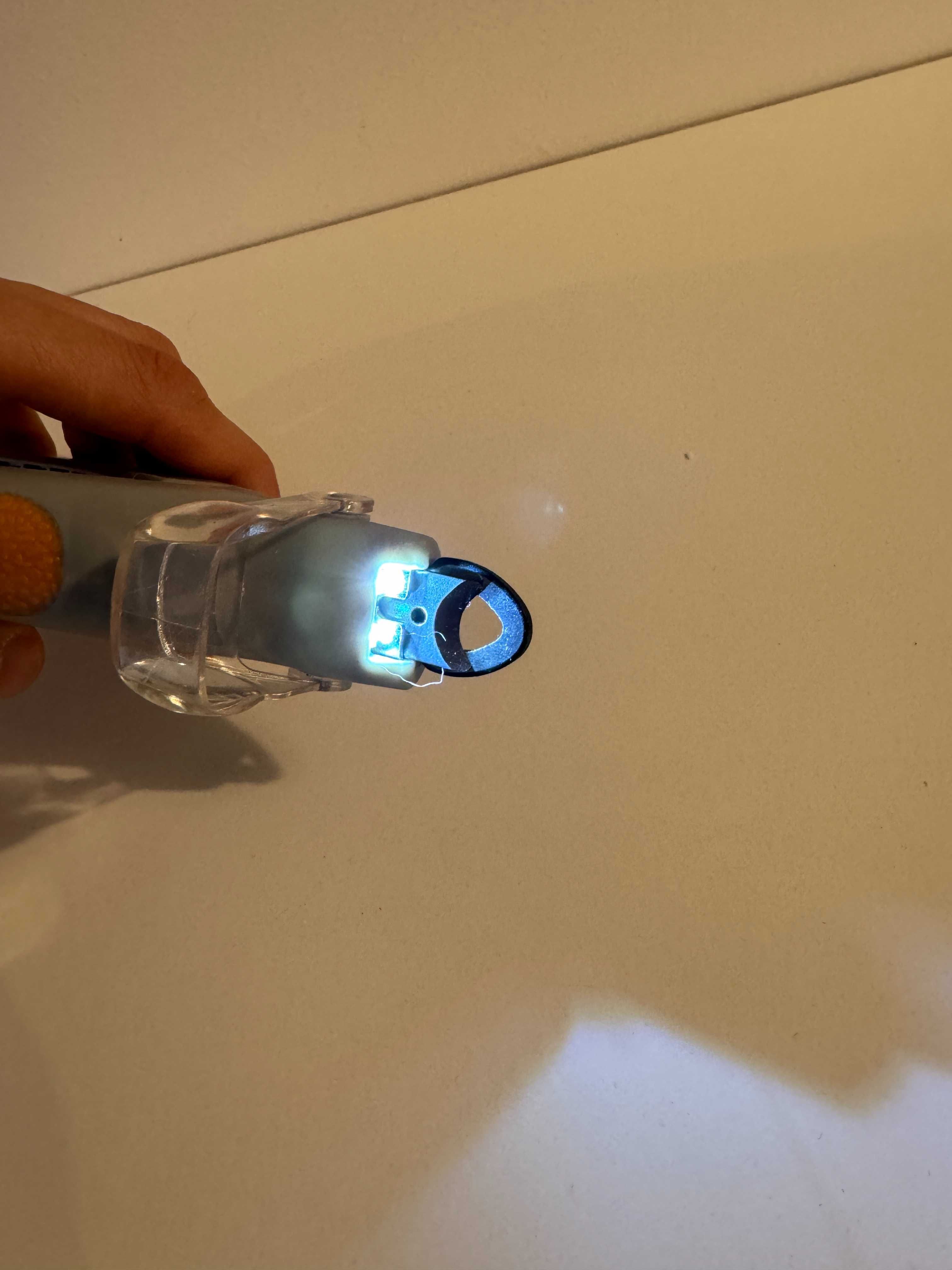 Cleste cu LED pentru taiere unghii pisica sau caine mic