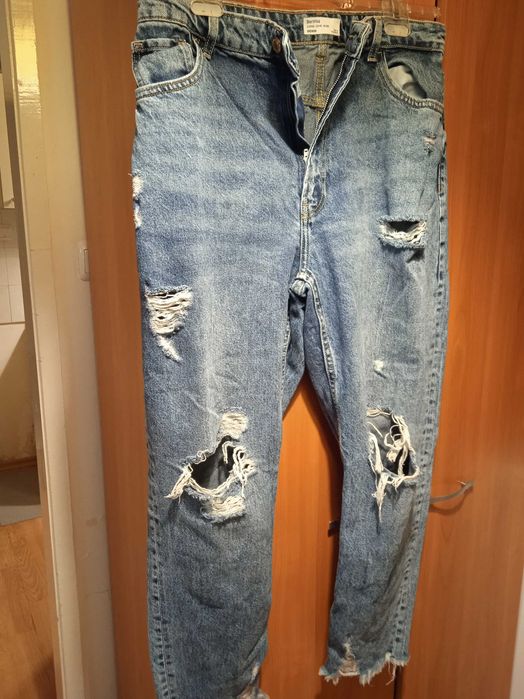 Чисто нови дънки Bershka