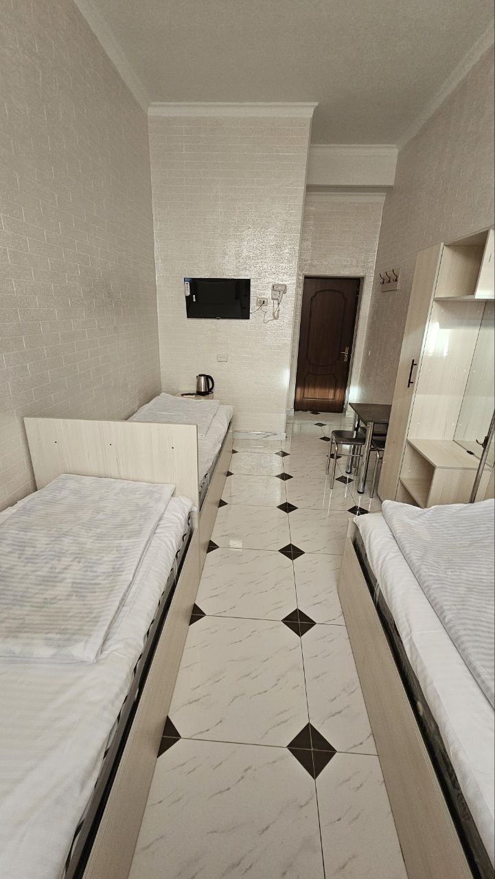 Arzon Hotel Oilaviy