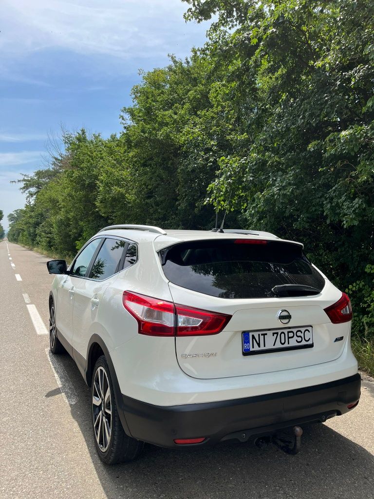 Vând Nissan Qashqai 2014 1.6 diesel
