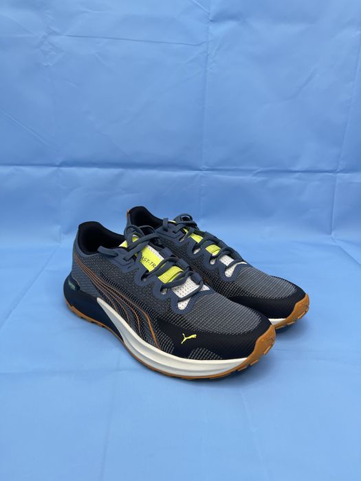 Маратонки Puma.