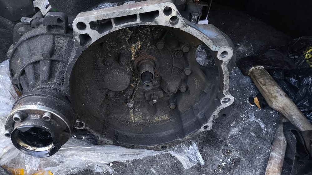Коробка механическая Volkswagen jetta