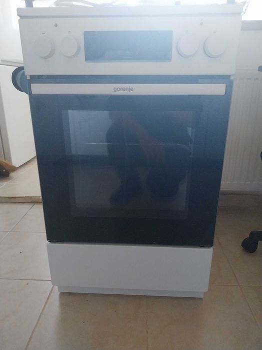 Гаранционна комбинирана готварска печка Gorenje (ток/газ,маркуч,кабел)