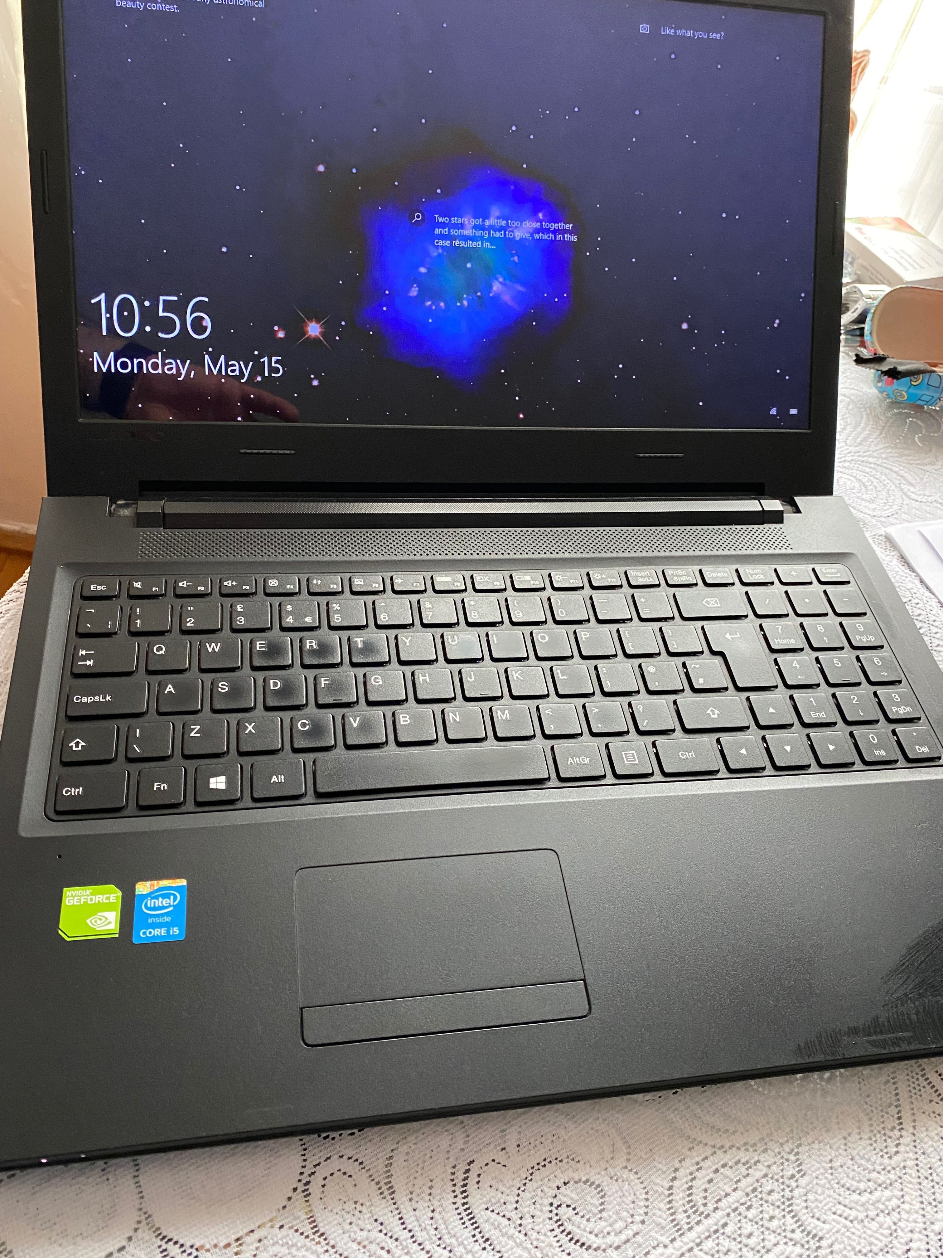 Laptop LENOVO I5 5200U