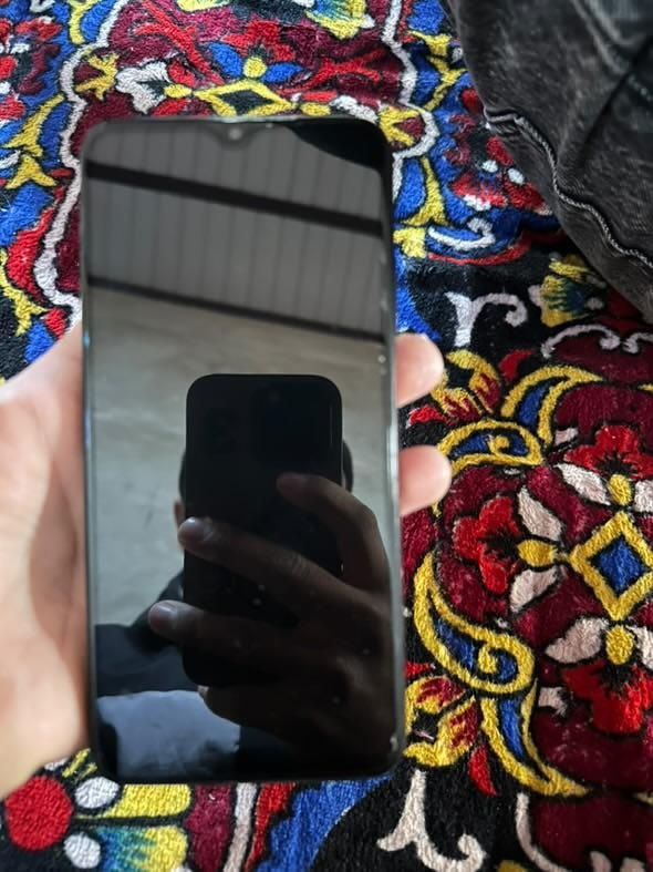 Poco m3 xolati ideal xotira 64 karopka bor batareka 6000 amper