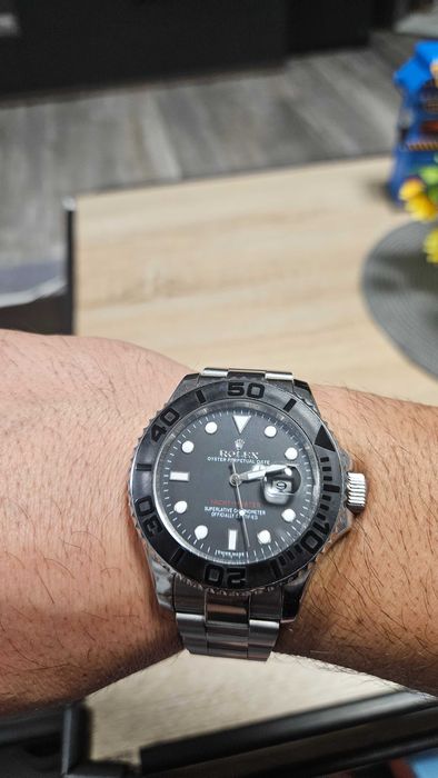 Часовник rolex yacht-master